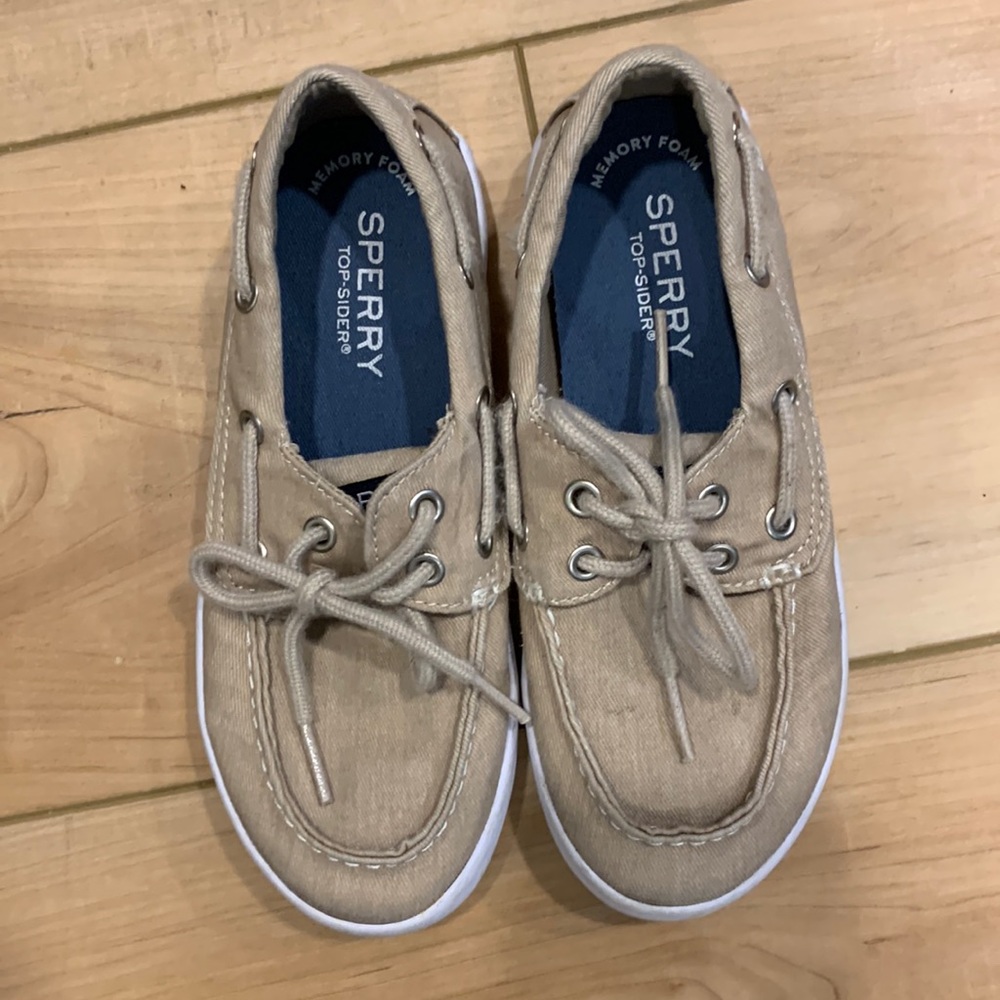 Boys Sperrys